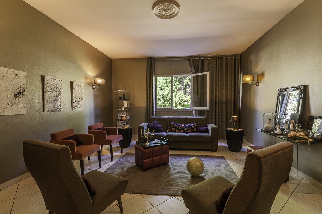 Logis Hotel - Restaurant Le Relais De Comodoliac แซ็งต์-จูเนียง ภายนอก รูปภาพ